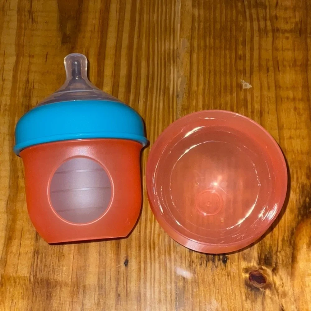 Boon Nursh Silicone Baby Bottle (120nL/4oz)